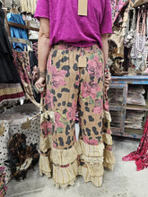 Load image into Gallery viewer, Rose Leopard Ruffle Pant - A Rare Bird