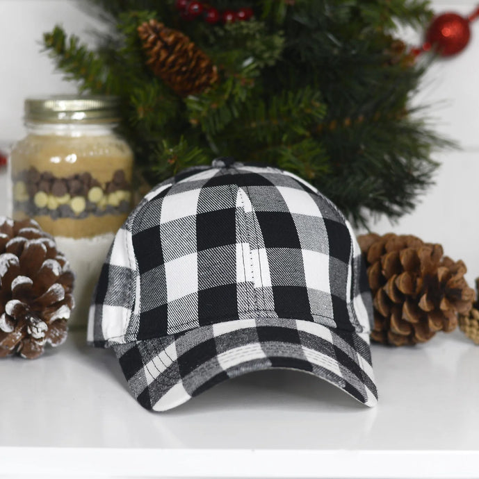 Buffalo Plaid Cap - Black / White - Mugsby