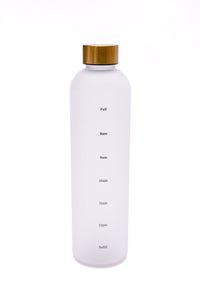 Sippin' Pretty 32 oz Translucent Water Bottle in White & Gold