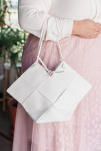 Load image into Gallery viewer, Woven Tote in White